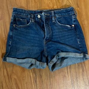 Old Navy O.G high-rise shorts, size 4